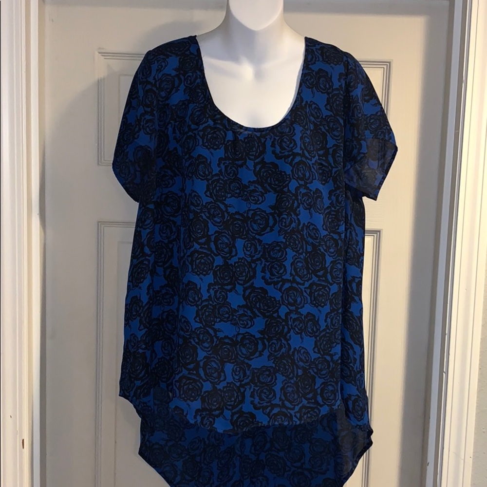 Torrid Blue and Black Floral Blouse Size 0